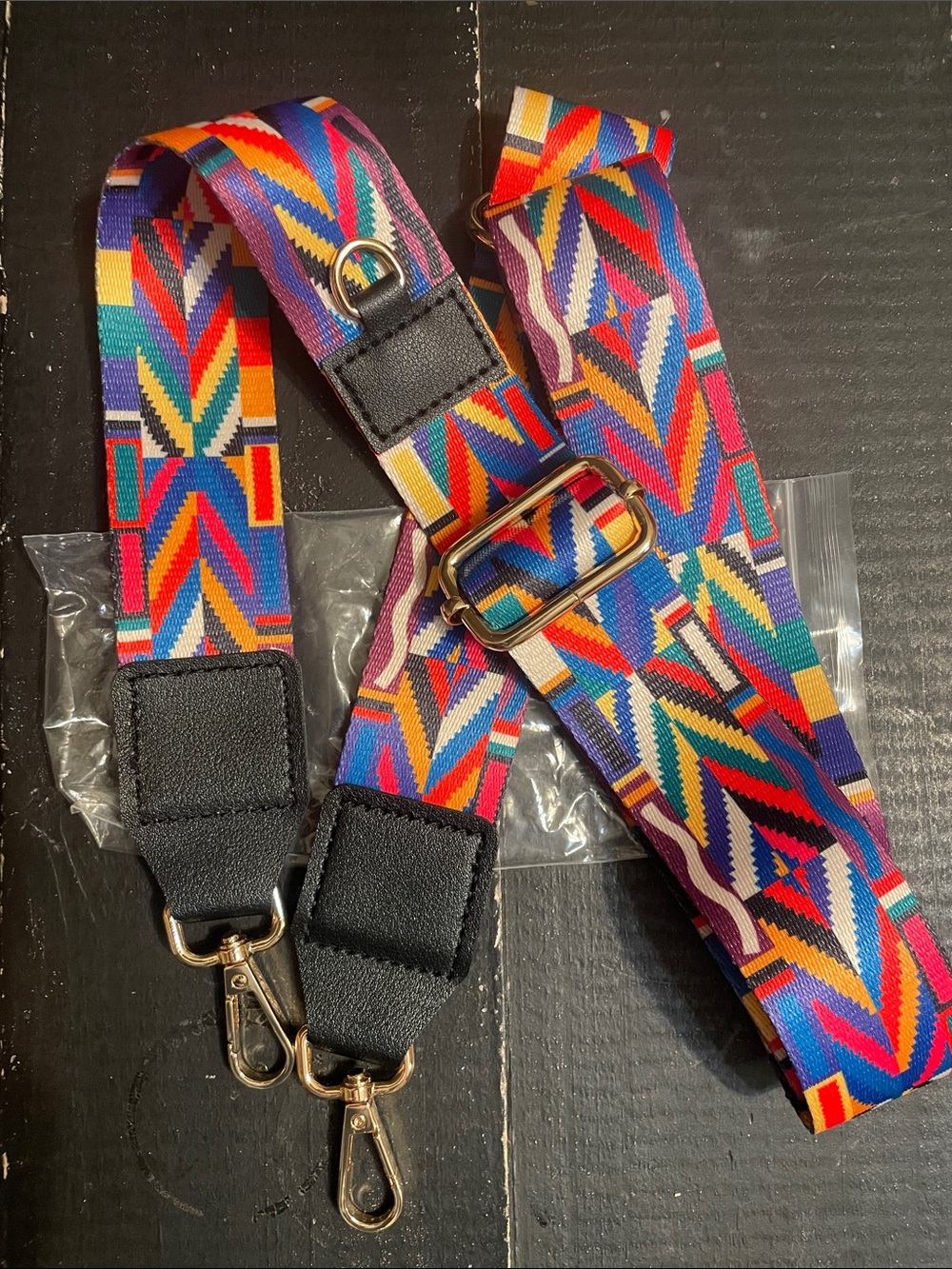 Adjustable Multicolor Geometric Bag Strap - Vibrant Pattern